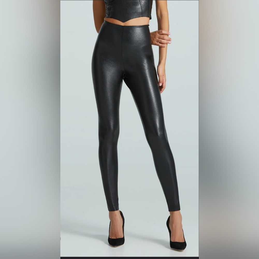 Commando faux leather black leggings size S